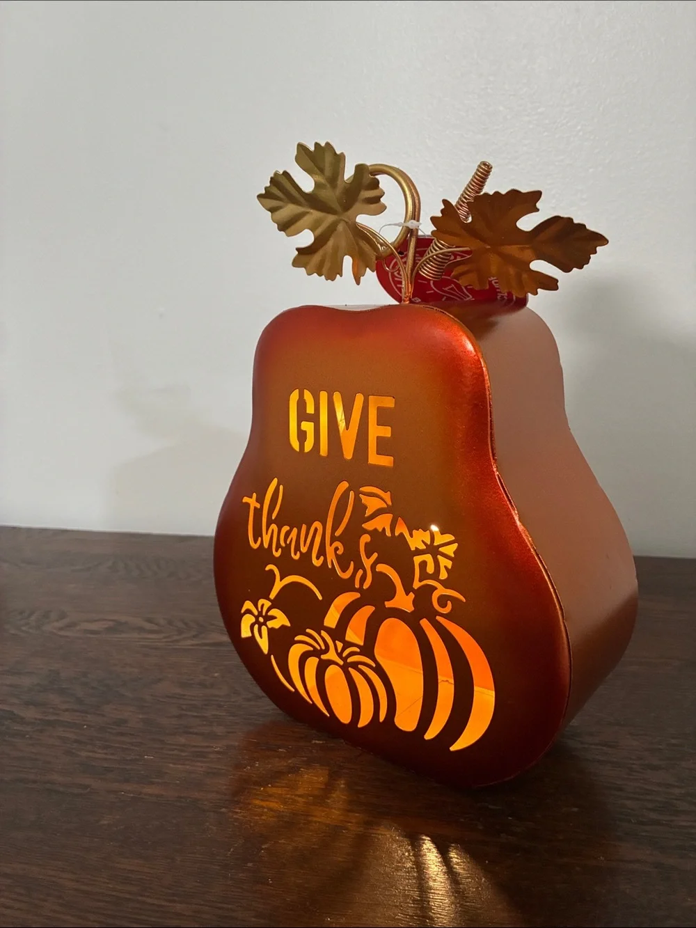 NWT-LED Light Up- Give Thanks-Orange Metal Pumpkin Decoration w/ Metal Leaves 🍁